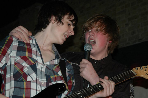 Brad Steer (left) and Toby Draper performing at the Battle of the Bands last March.