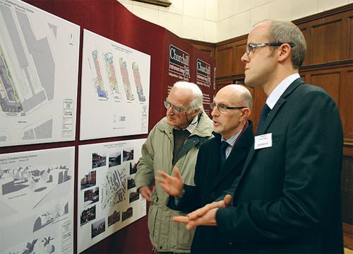 Ben Smith, Design Manager for Planning Issues, discusses the proposed development with visitors to the recent exhibition.