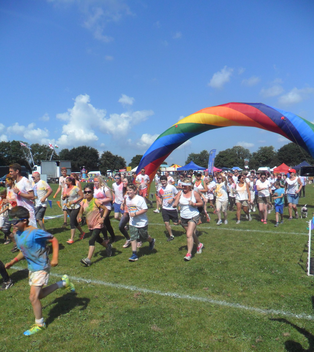 Runners setting off on the Colour Run.  Photo by James Highsted.